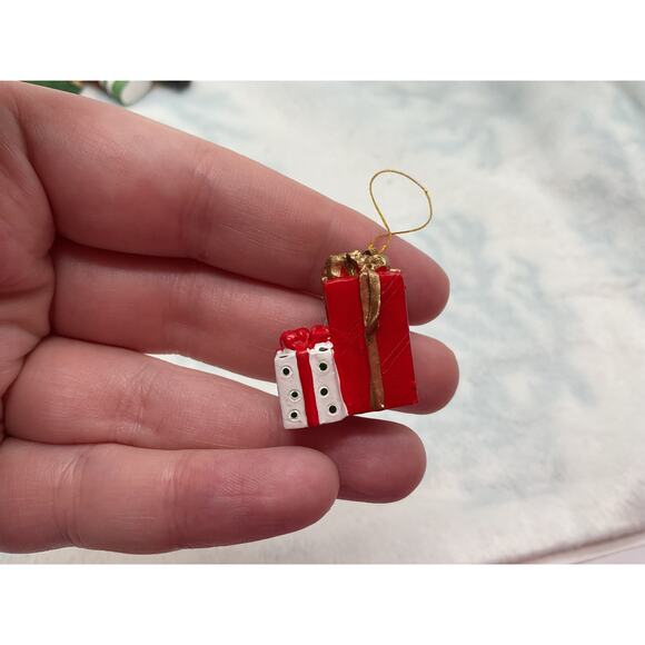 Christmas Ceramic Mini Ornaments set of 16 - Picture 10 of 10